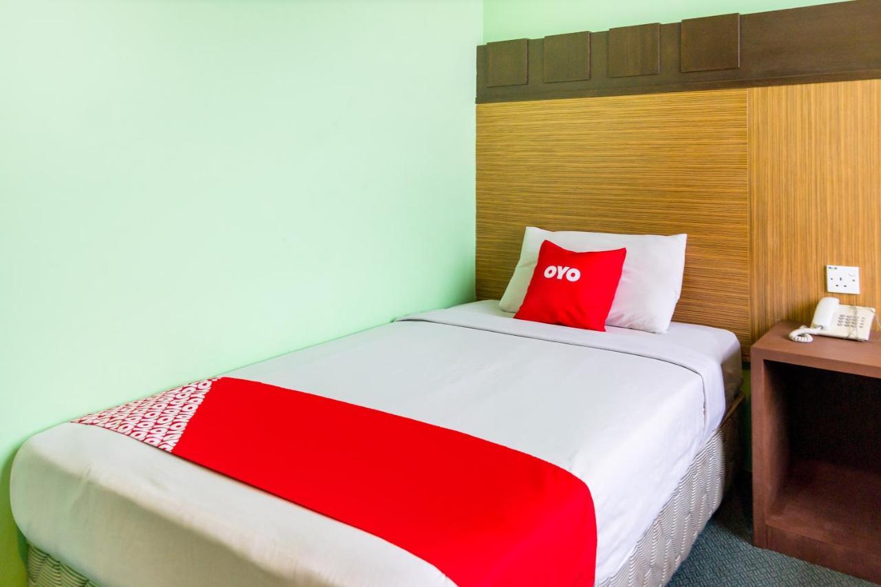 Oyo 89408 Royal Hotel Keningau Eksteriør bilde
