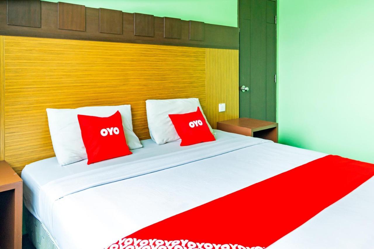 Oyo 89408 Royal Hotel Keningau Eksteriør bilde